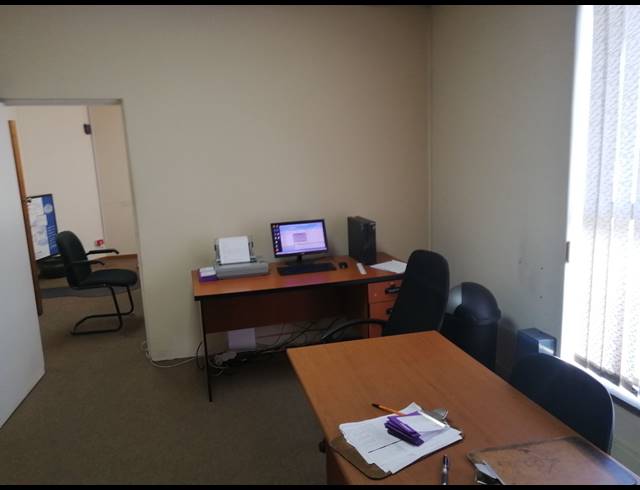 637M² OFFICE FOR SALE IN PINETOWN CENTRAL